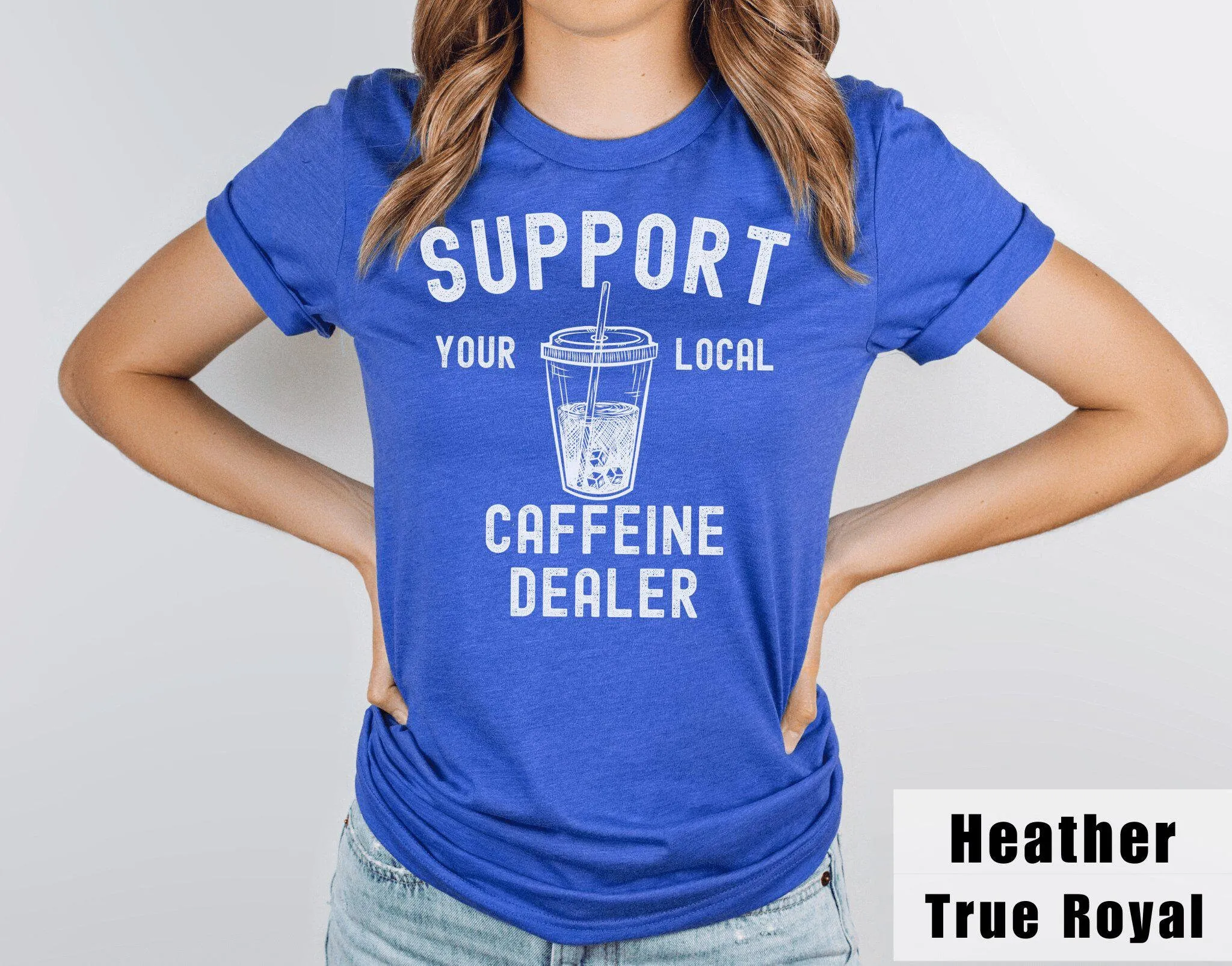 Coffee Tea Knits - Футболка с принтом «Холодный кофе»: поддержите